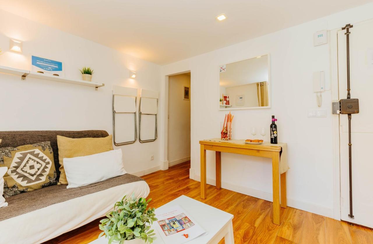 Rent4Rest Bairro Alto Charming 1Bd Apartment Lisboa Ngoại thất bức ảnh