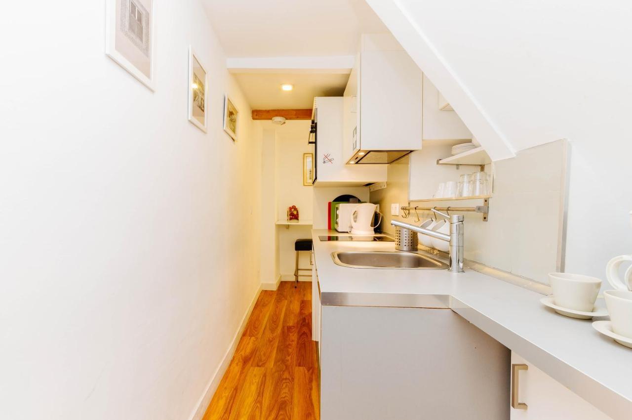 Rent4Rest Bairro Alto Charming 1Bd Apartment Lisboa Ngoại thất bức ảnh