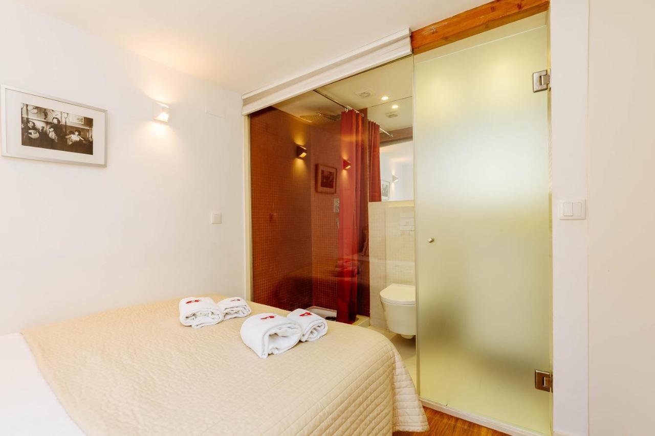 Rent4Rest Bairro Alto Charming 1Bd Apartment Lisboa Ngoại thất bức ảnh